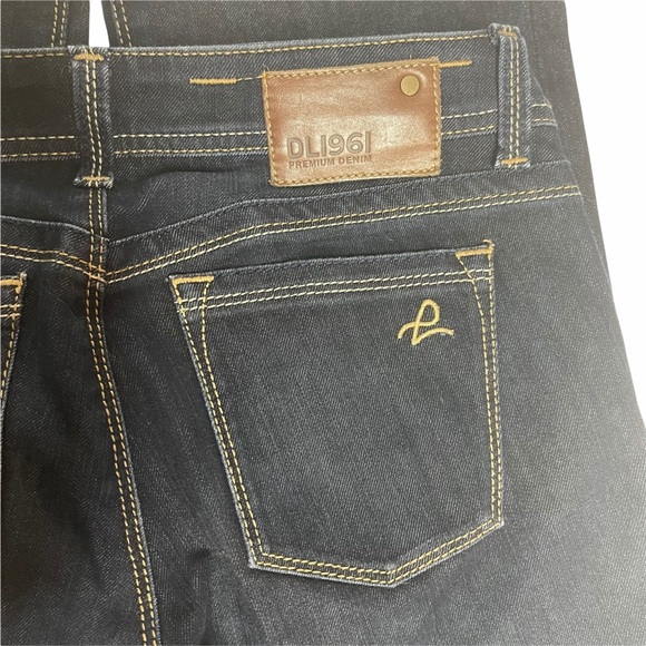DL1961 Milano Boot Cut Jeans size 26 - Picture 4 of 12